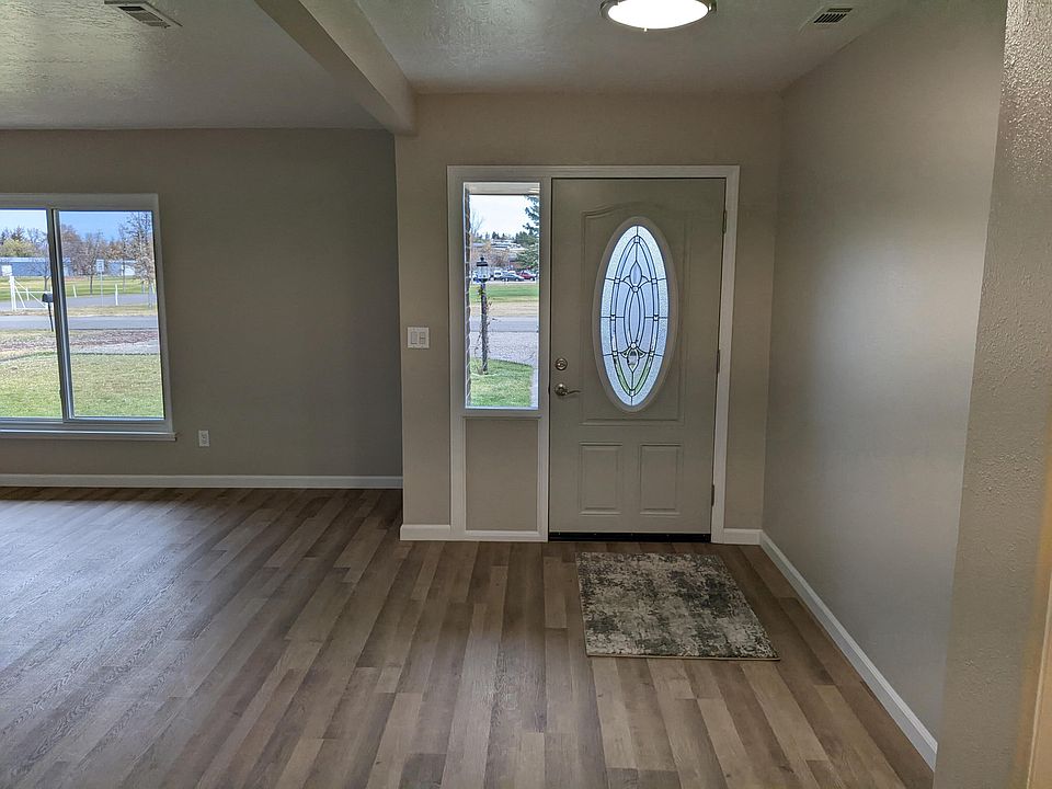 730 Bullhook Dr SE, Havre, MT 59501 MLS 2393 Zillow