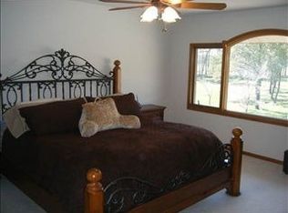 11925 County Road 10, Middlebury, IN 46540