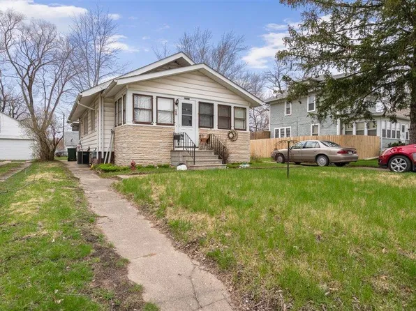 2221 E 4th St, Waterloo, IA 50703