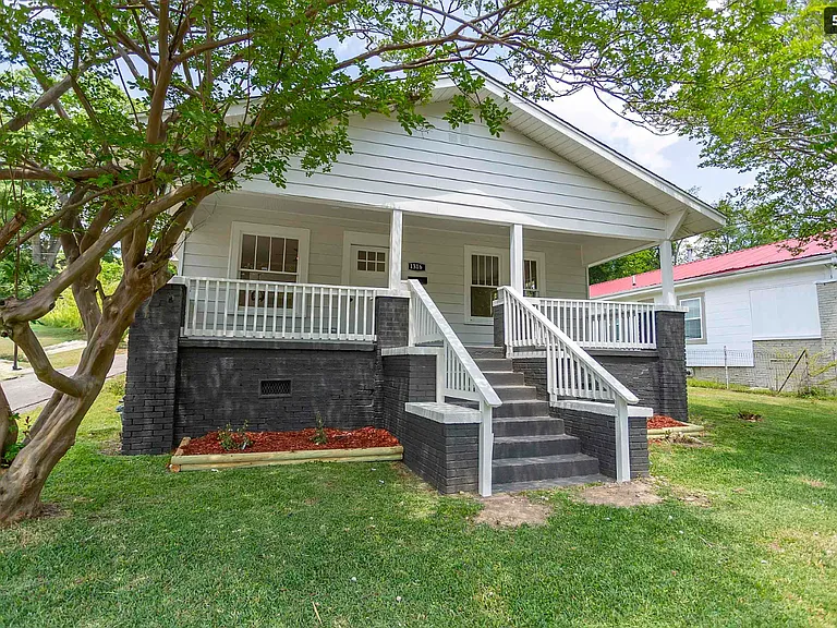 1316 Warrior Rd — Photo 2
