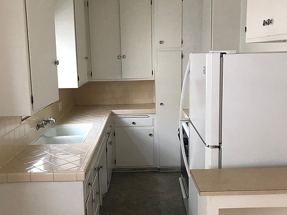 3rd image of 319 N Chevy Chase Dr APT C