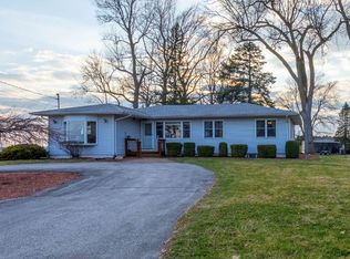 1254 Rigg Rd, Valparaiso, IN 46383