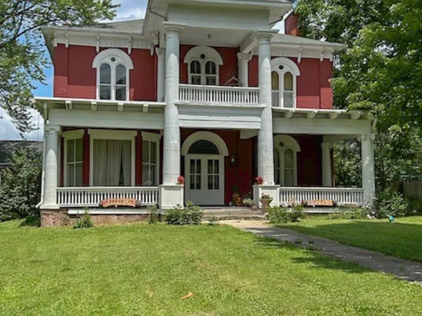 720 E Washington St, Pittsfield, IL 62363