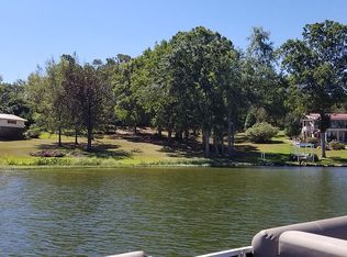 1244 Lakeside Dr, Talladega, AL 35160