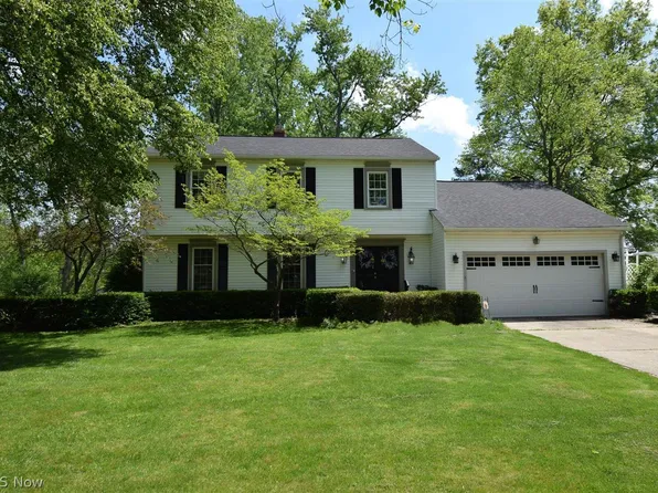 217 Sunset Dr, Hudson, OH 44236