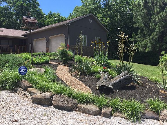 Front garden area