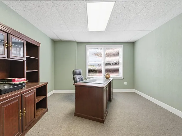 2570 Wood Creek Ct — Photo 57