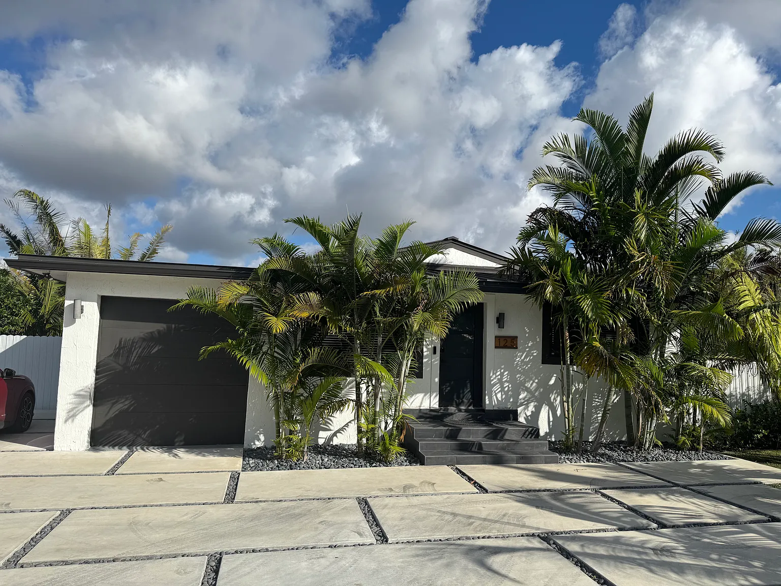 2 bed, $4,950 — Photo 1