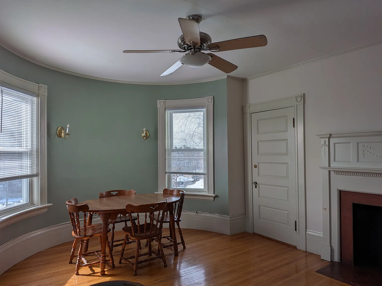 29 Chestnut St — Photo 2
