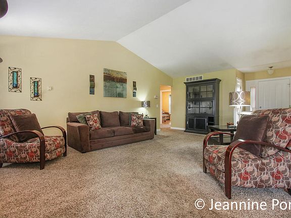 4th image of 3139 Lady Slipper Dr SW