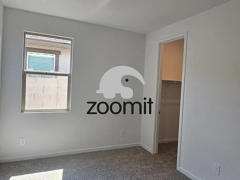 16047 W Honeysuckle Dr — Photo 9