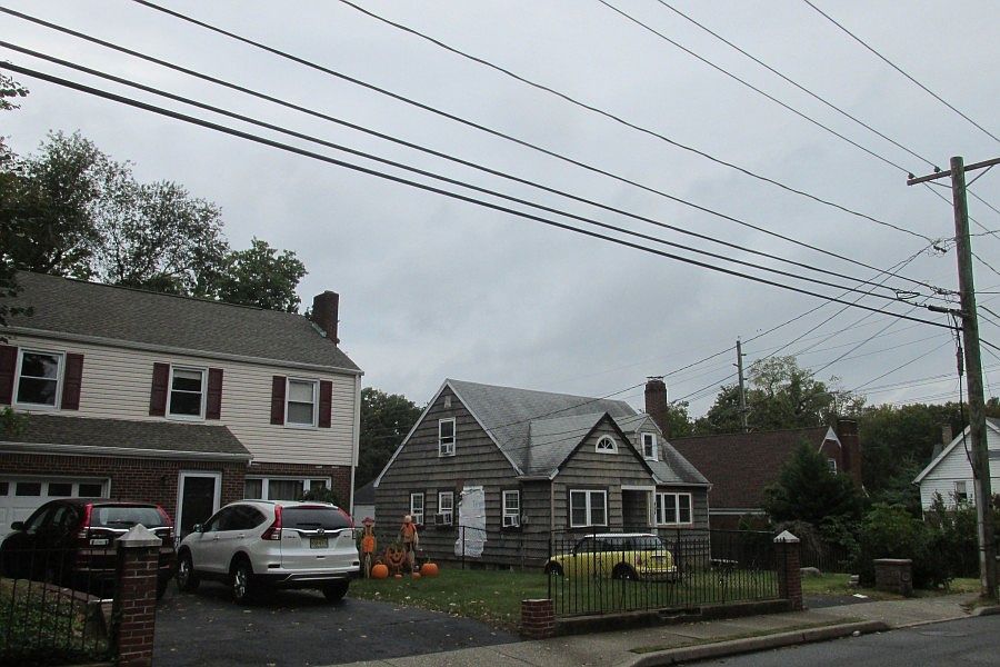 2nd image of 494 Tenafly Rd