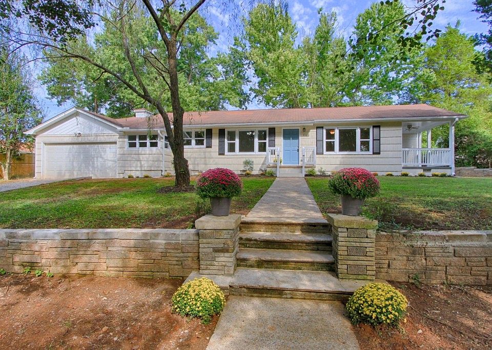 1st image of 516 Smokey Dr
