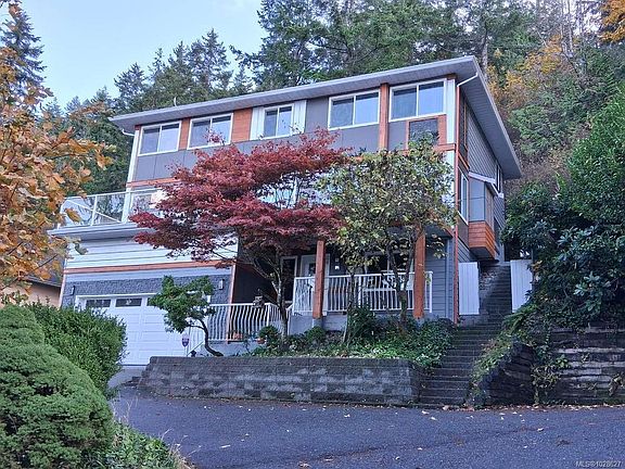 4th image of 4955 Laguna Way