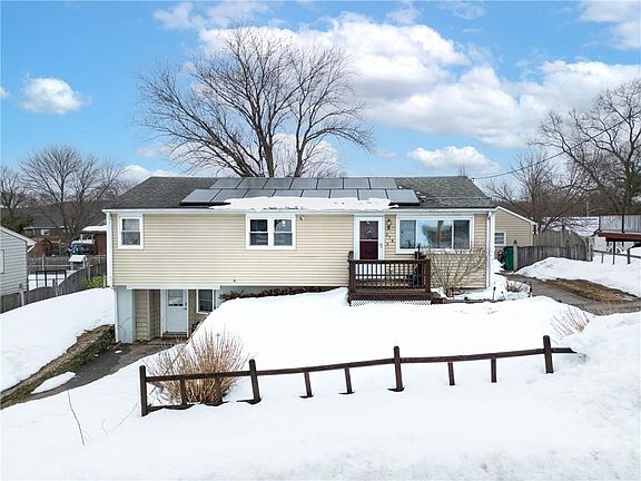 2nd image of 374 Thibeault Ave