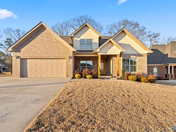 2nd image of 3006 Lisa Ln