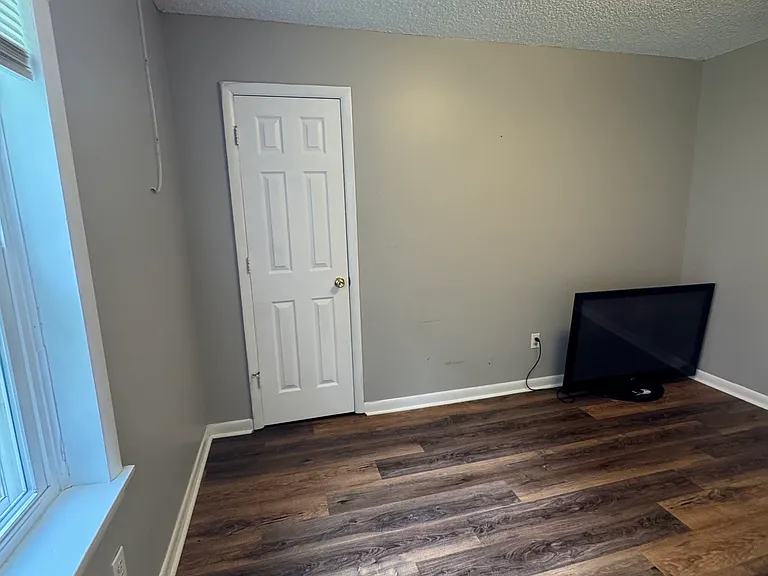 316 Emerald Dr #316 — Photo 6