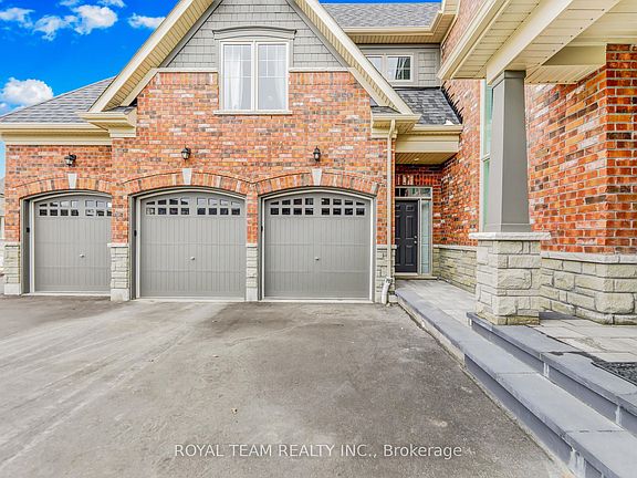 2nd image of 25 Thompson Way