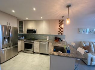 11570 SW 7th St, Sweetwater, FL 33174