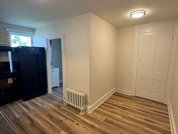 5th image of 49 N East St APT 2