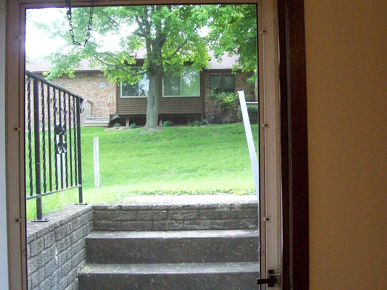 2604 E 50th St — Photo 15