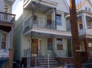 145 Wegman Pkwy, Jersey City, NJ 07305