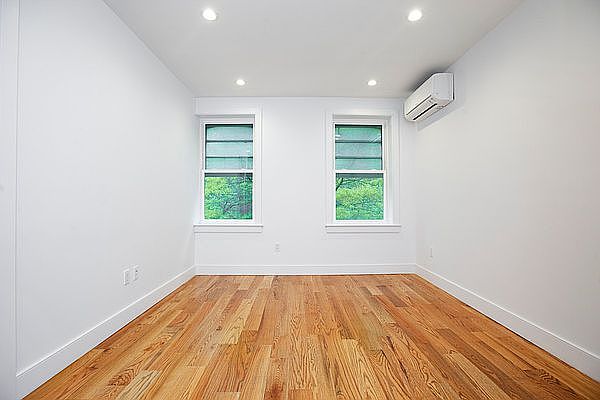 1st image of 127 E 36th St #3F