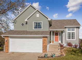 4826 70th Pl, Urbandale, IA 50322