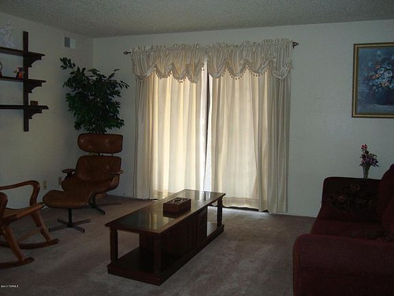 4th image of 6321 N Barcelona Ct Unit 906