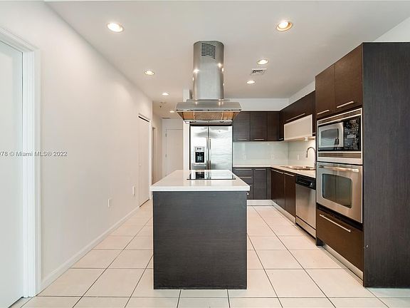 3rd image of 7928 East Dr APT 903