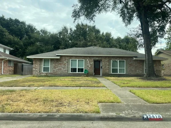 5418 Park Plaza Dr, Houston, TX 77091
