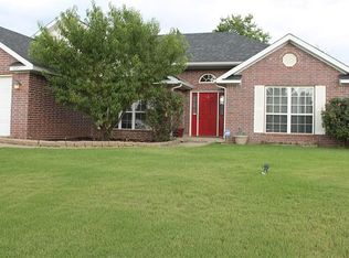 3025 Kings Dr, Springdale, AR 72764