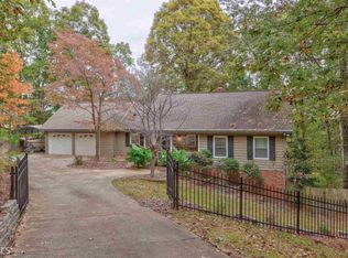 4216 Twin Rivers Dr, Gainesville, GA 30504