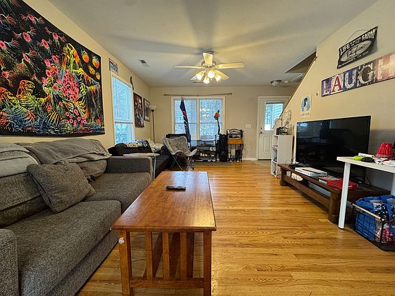 4th image of 109 Givens Ln