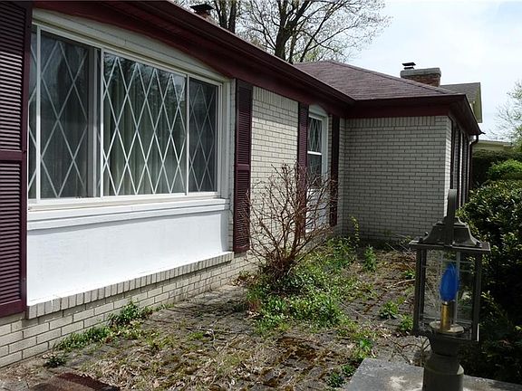 4th image of 5618 Winston Dr