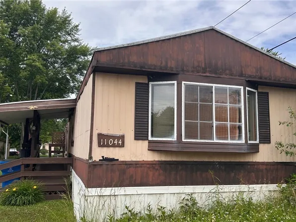 11044 Leader Rd, Chardon, OH 44024