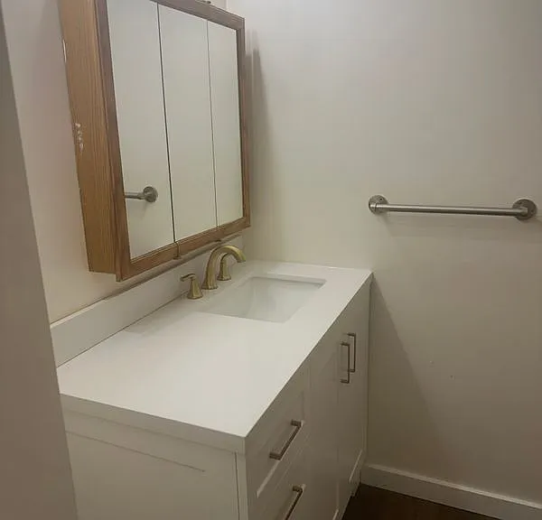 136 Maple Ave #B — Photo 7