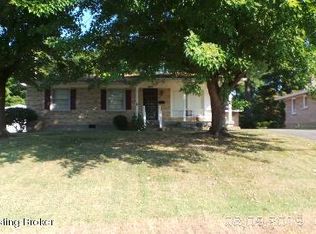 9312 Ponder Ln, Louisville, KY 40272