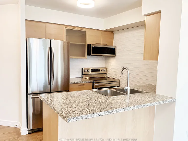 18 Harrison Garden Blvd #2504 — Photo 10