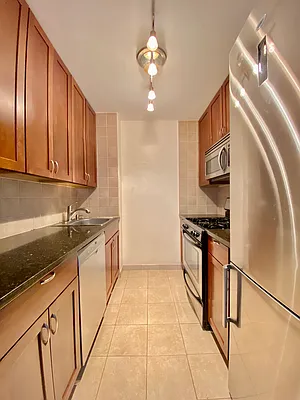 Rented by Brown Harris Stevens | media 25