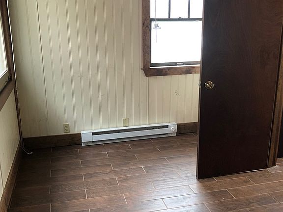 5th image of 626 W College Ave APT 1