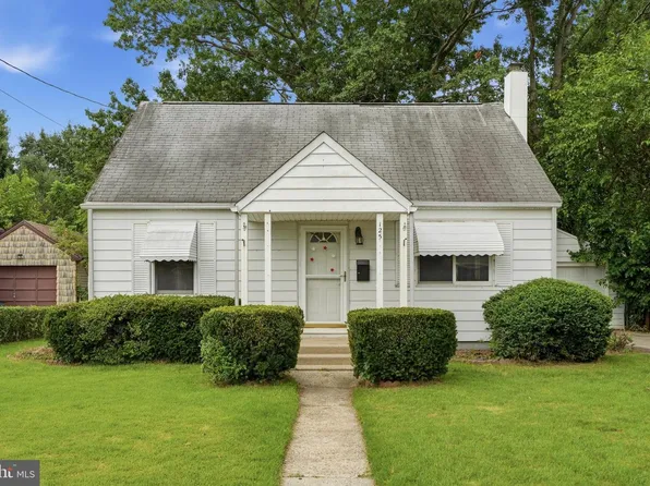 125 Ashurst Ln, Mount Holly, NJ 08060
