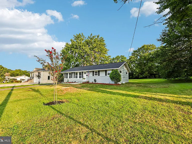 7200 Vellex Ln — Photo 4