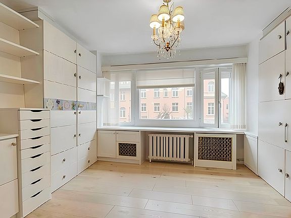 5th image of 420 E 55th St #3FG