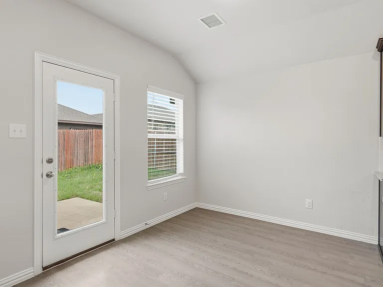 2202 Duke St — Photo 15