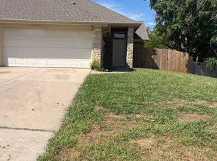 226 Rentz Place Cir, Weatherford, TX 76086