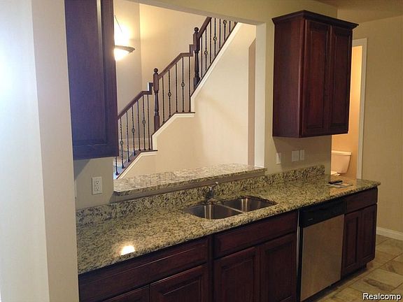 5th image of 4271 Bennett Park Cir