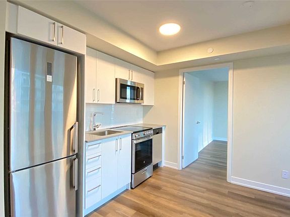 3rd image of 38 Monte Kwinter Ct #1101