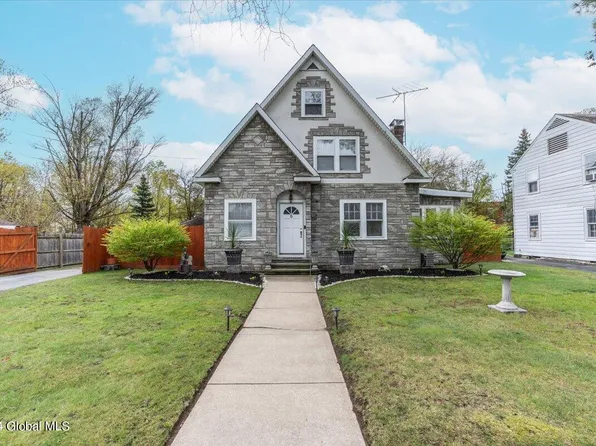 6 Elm Street, Hudson Falls, NY 12839