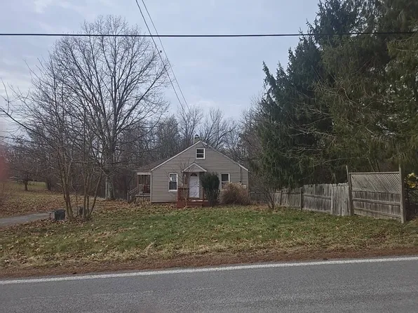 850 Barclay Hill Rd, Beaver, PA 15009